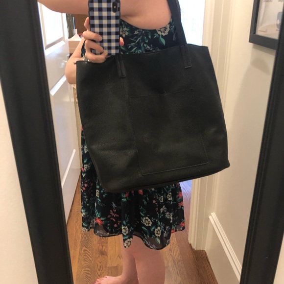 Black Vegan Leather Tote - Picture 4 of 7
